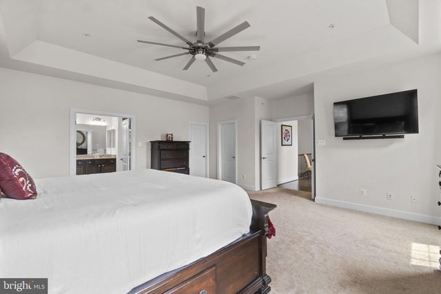 2726 W END CIR, Ellicott City, MD 21042