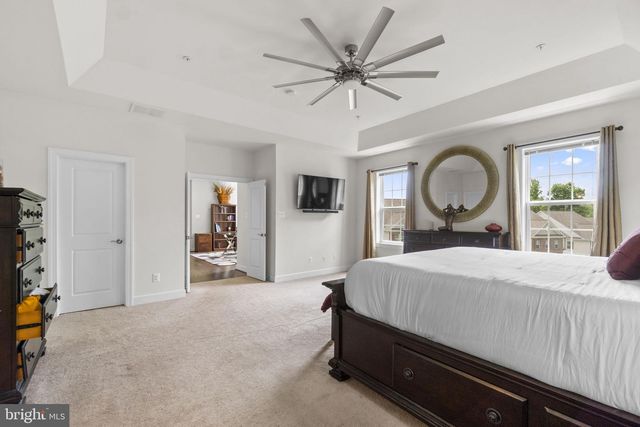 2726 W END CIR, Ellicott City, MD 21042