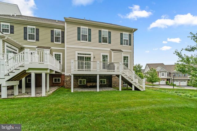 2726 W END CIR, Ellicott City, MD 21042