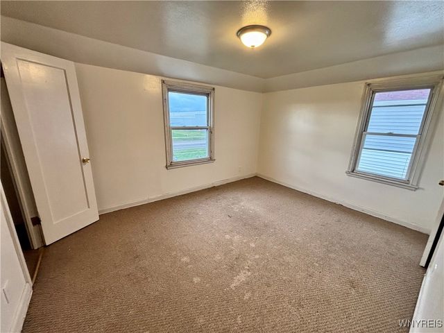 2069 Colvin Blvd, Tonawanda, NY 14150