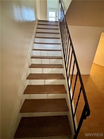 2069 Colvin Blvd, Tonawanda, NY 14150