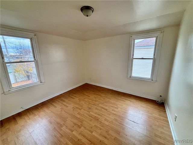 2069 Colvin Blvd, Tonawanda, NY 14150