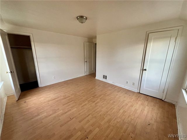 2069 Colvin Blvd, Tonawanda, NY 14150