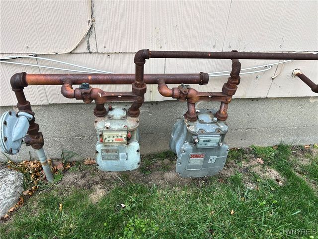 2069 Colvin Blvd, Tonawanda, NY 14150