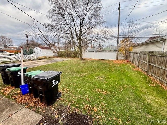 2069 Colvin Blvd, Tonawanda, NY 14150