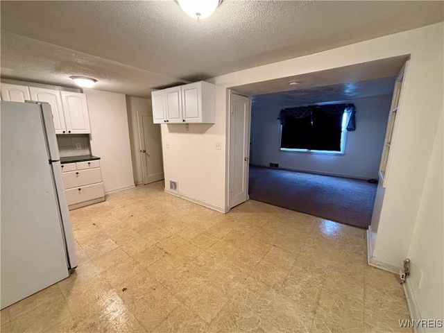 2069 Colvin Blvd, Tonawanda, NY 14150