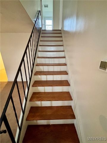 2069 Colvin Blvd, Tonawanda, NY 14150