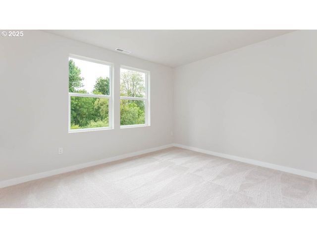 6487 Se Nasha St, Hillsboro, OR 97123