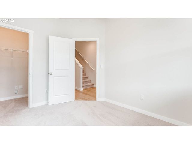 6487 Se Nasha St, Hillsboro, OR 97123