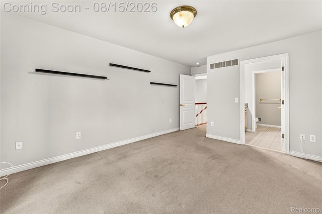 6725 Michael Drive, Troy, MI 48098