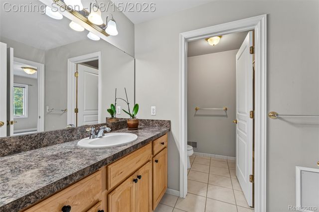 6725 Michael Drive, Troy, MI 48098