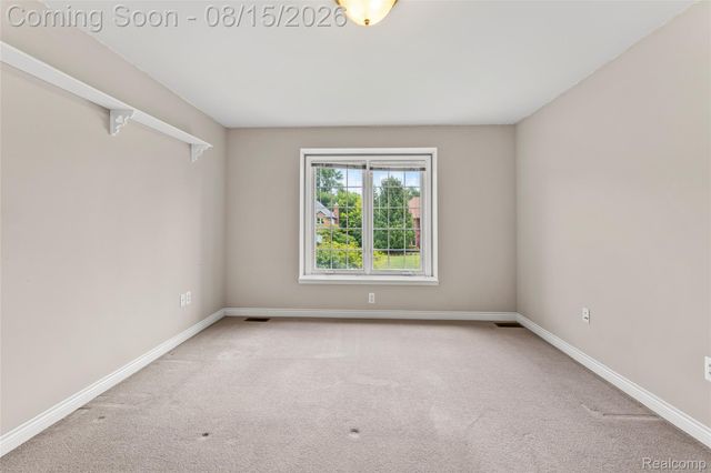 6725 Michael Drive, Troy, MI 48098