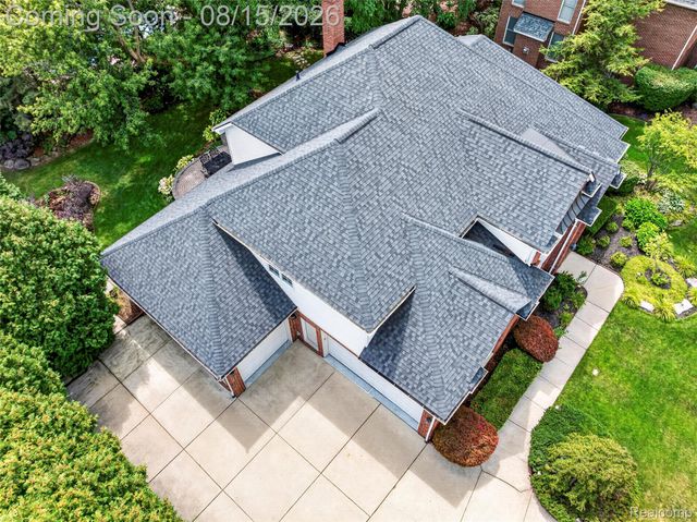 6725 Michael Drive, Troy, MI 48098