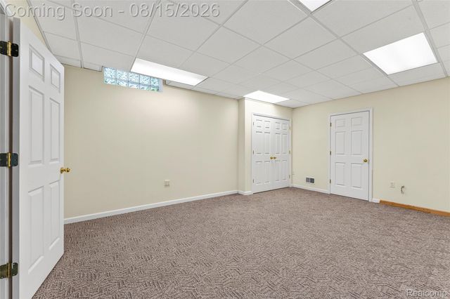 6725 Michael Drive, Troy, MI 48098