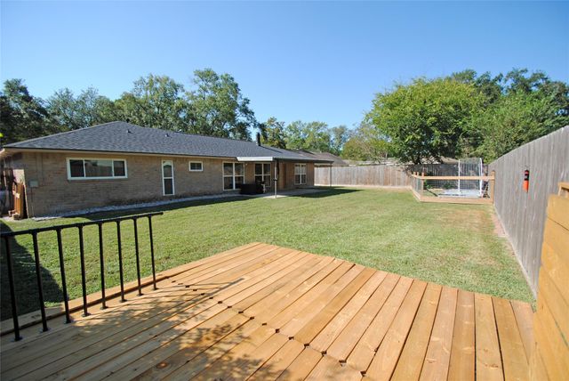 12502 Aste Lane, Houston, TX 77065