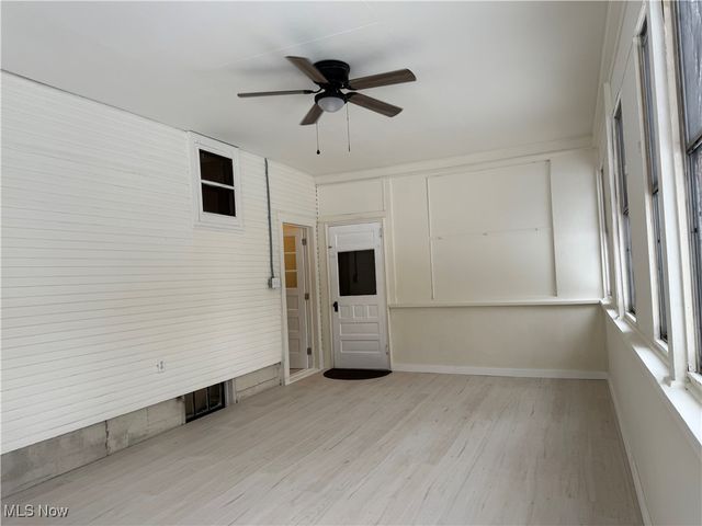 250 Laurel Street, Youngstown, OH 44505