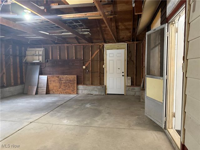 250 Laurel Street, Youngstown, OH 44505