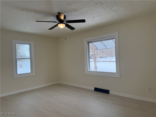 250 Laurel Street, Youngstown, OH 44505