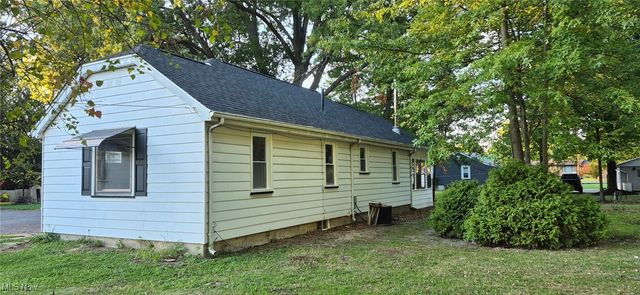 250 Laurel Street, Youngstown, OH 44505