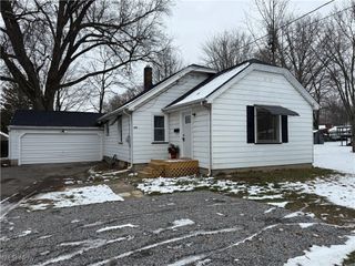 250 Laurel Street, Youngstown, OH 44505