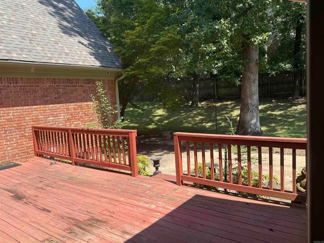 9 Longlea Cv Cove, Little Rock, AR 72212