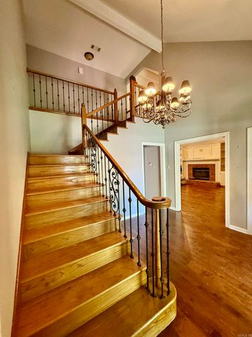 9 Longlea Cv Cove, Little Rock, AR 72212