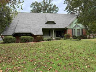 9 Longlea Cv Cove, Little Rock, AR 72212