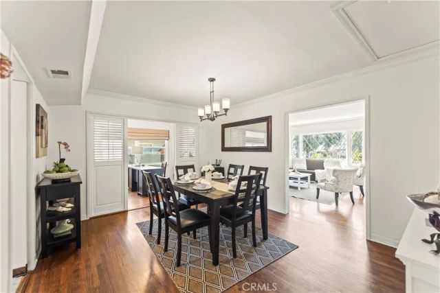 2205 Las Lunas, Pasadena, CA 91107