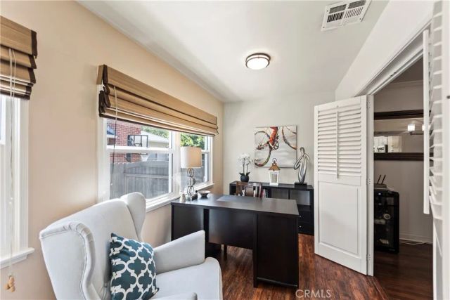 2205 Las Lunas, Pasadena, CA 91107