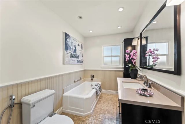 2205 Las Lunas, Pasadena, CA 91107