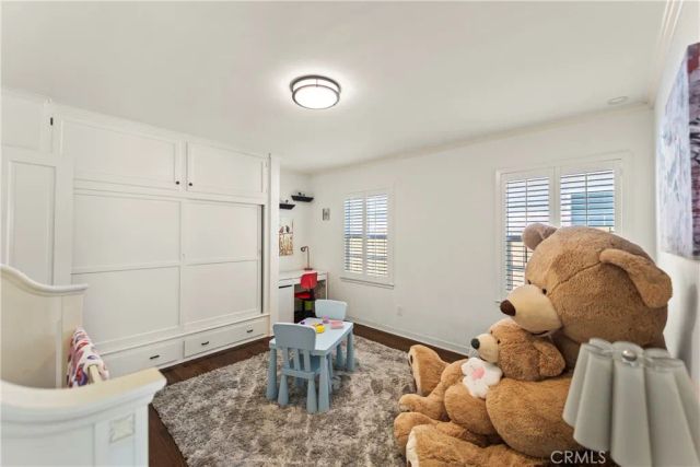 2205 Las Lunas, Pasadena, CA 91107