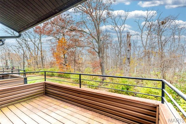 13819 Amiot Drive D, Maryland Heights, MO 63146