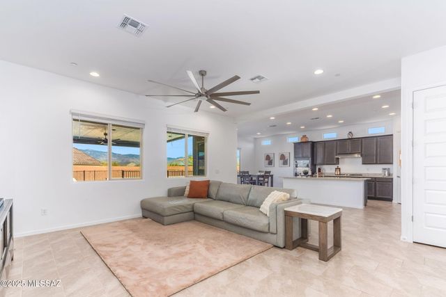 7931 S Desert Indigo Drive, Tucson, AZ 85747