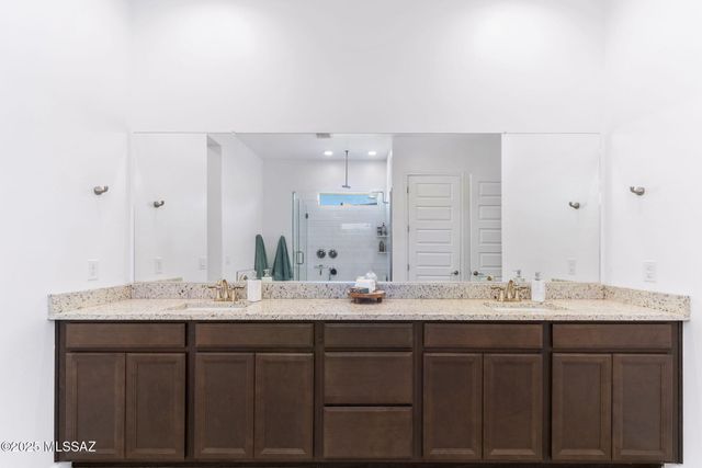 7931 S Desert Indigo Drive, Tucson, AZ 85747