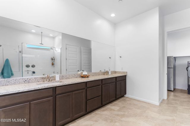 7931 S Desert Indigo Drive, Tucson, AZ 85747