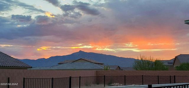 7931 S Desert Indigo Drive, Tucson, AZ 85747