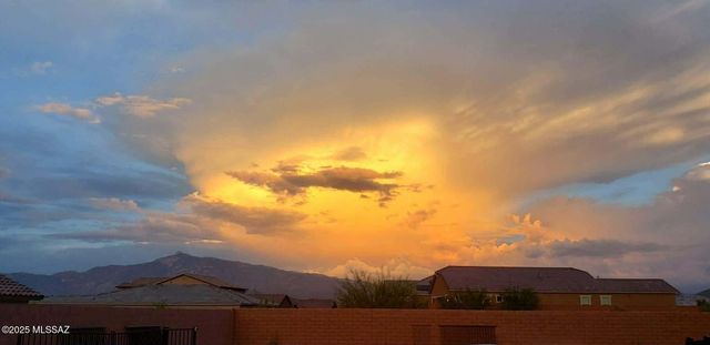 7931 S Desert Indigo Drive, Tucson, AZ 85747