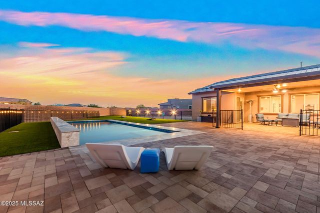 7931 S Desert Indigo Drive, Tucson, AZ 85747