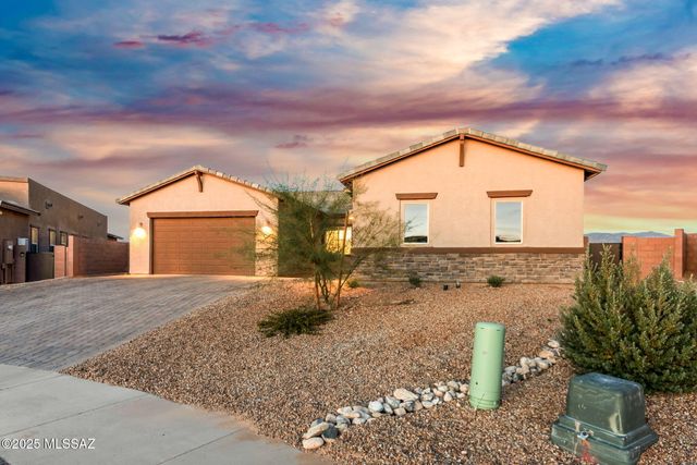 7931 S Desert Indigo Drive, Tucson, AZ 85747