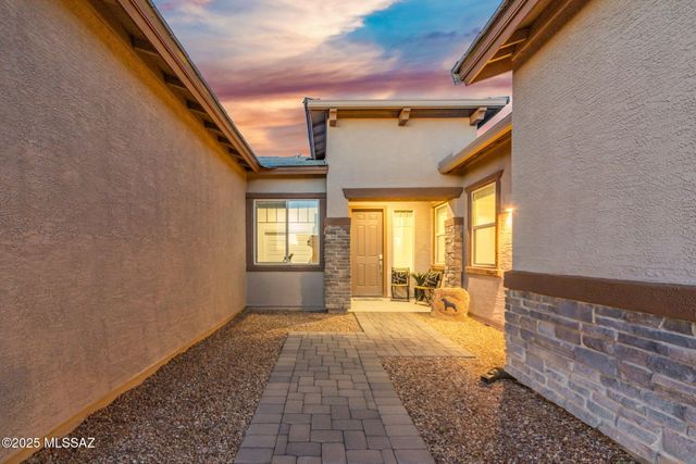 7931 S Desert Indigo Drive, Tucson, AZ 85747