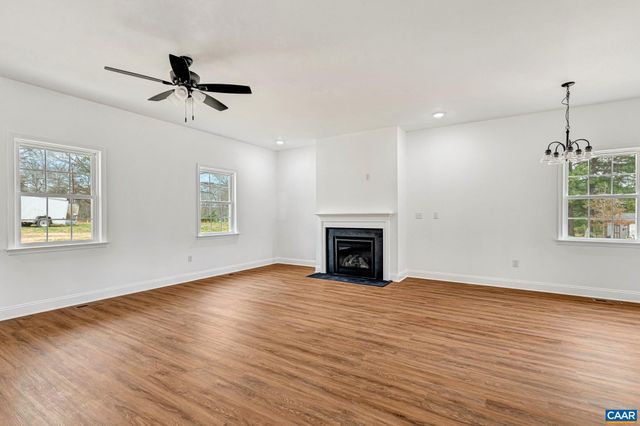 6682 COURTHOUSE RD, Louisa, VA 23093