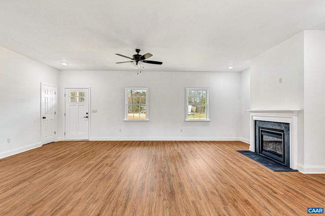 6682 COURTHOUSE RD, Louisa, VA 23093