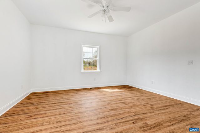 6682 COURTHOUSE RD, Louisa, VA 23093
