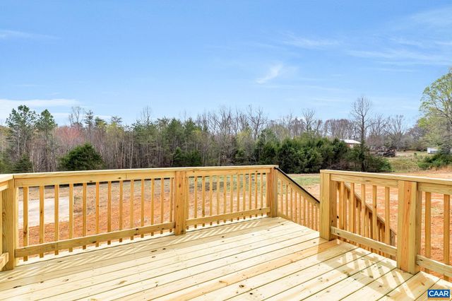 6682 COURTHOUSE RD, Louisa, VA 23093