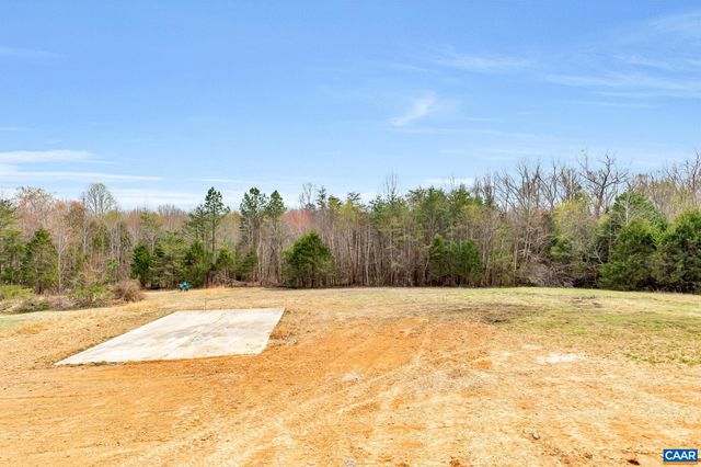 6682 COURTHOUSE RD, Louisa, VA 23093