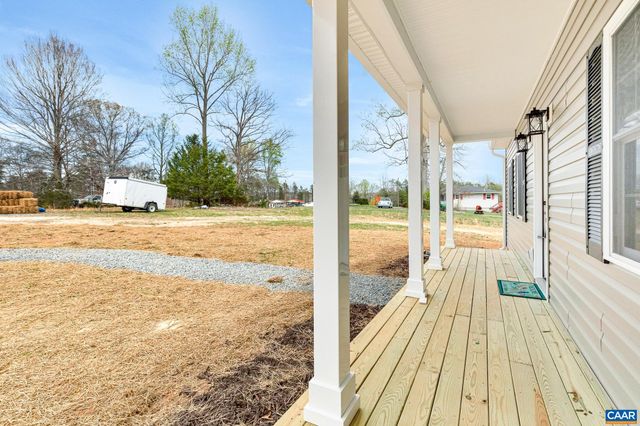 6682 COURTHOUSE RD, Louisa, VA 23093