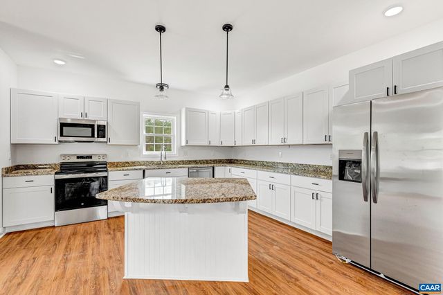 6682 COURTHOUSE RD, Louisa, VA 23093