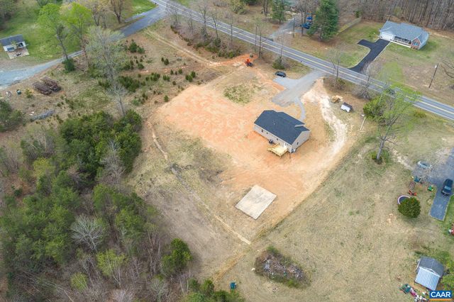 6682 COURTHOUSE RD, Louisa, VA 23093