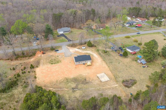 6682 COURTHOUSE RD, Louisa, VA 23093