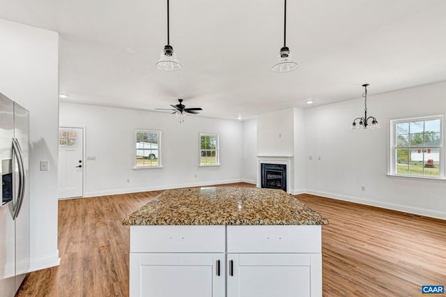 6682 COURTHOUSE RD, Louisa, VA 23093